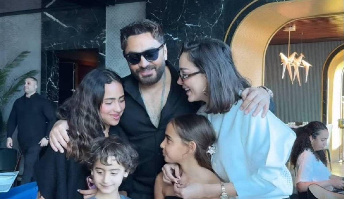 تامر حسني يحتفل مع بسمة بوسيل بعيد ميلاد ابنتيهما (فيديو)