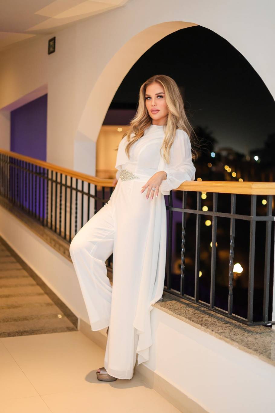 نيكول سابا تُشعل حفل شرم الشيخ بإطلالة ناعمة (صور)