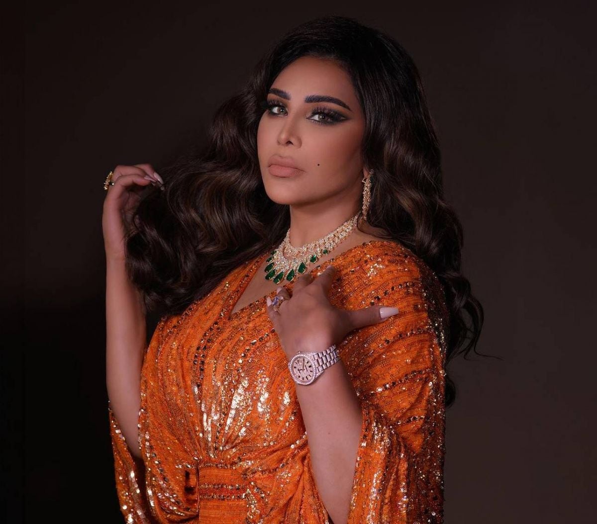 أحلام الشامسي تساند فنانة عربية غنّت لها في وجه التنمّر (فيديو)