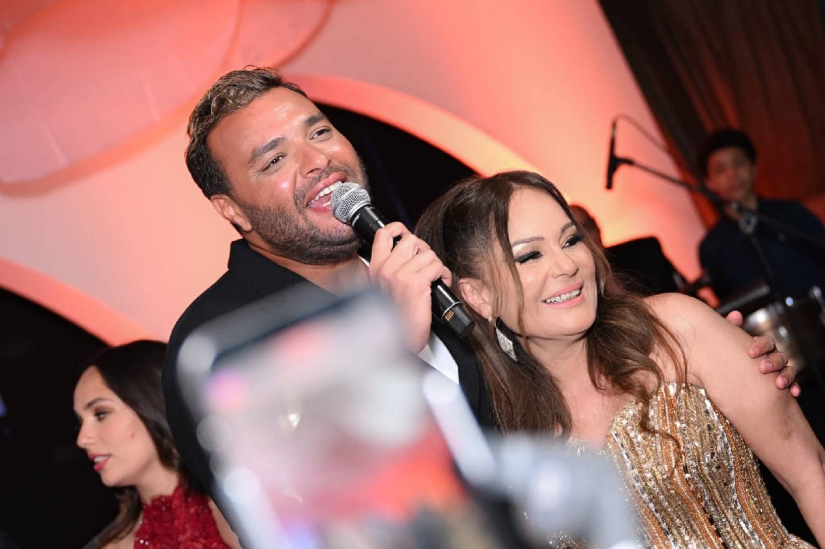 رامي صبري وزوجته شيرين عادل
