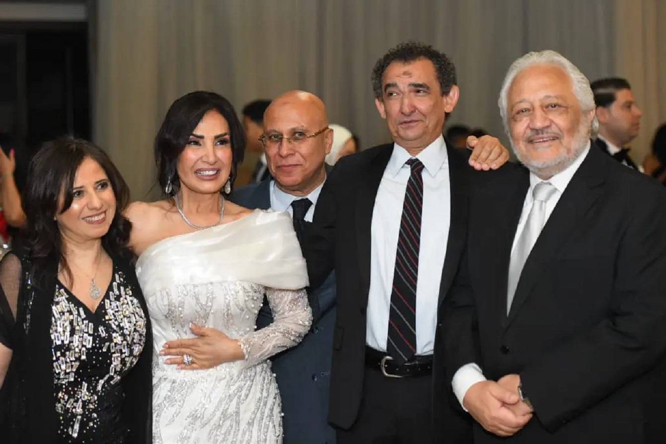 خالد زكي وأمل رزق في زفاف ابنتها خالد زكي وأمل رزق في زفاف ابنتها