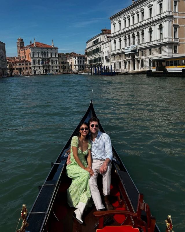 مي الغيطي وزوجها في شهر العسل