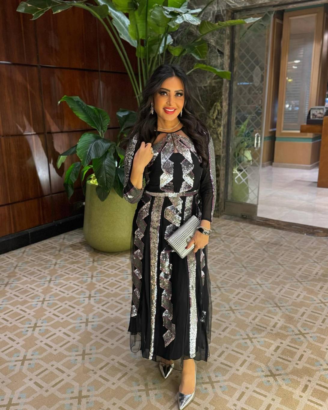 لطيفة تشعل مواقع التواصل بوصلة رقص (فيديو)