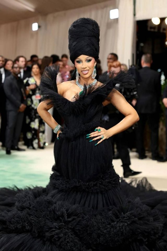 حفل Met Gala 2025 على بُعد أيام: كل ما تحتاجين لمعرفته عن أهم ليلة في عالم الموضة