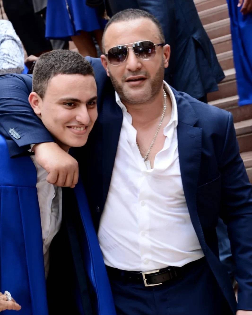 ياسين السقا مع والده ياسين السقا مع والده