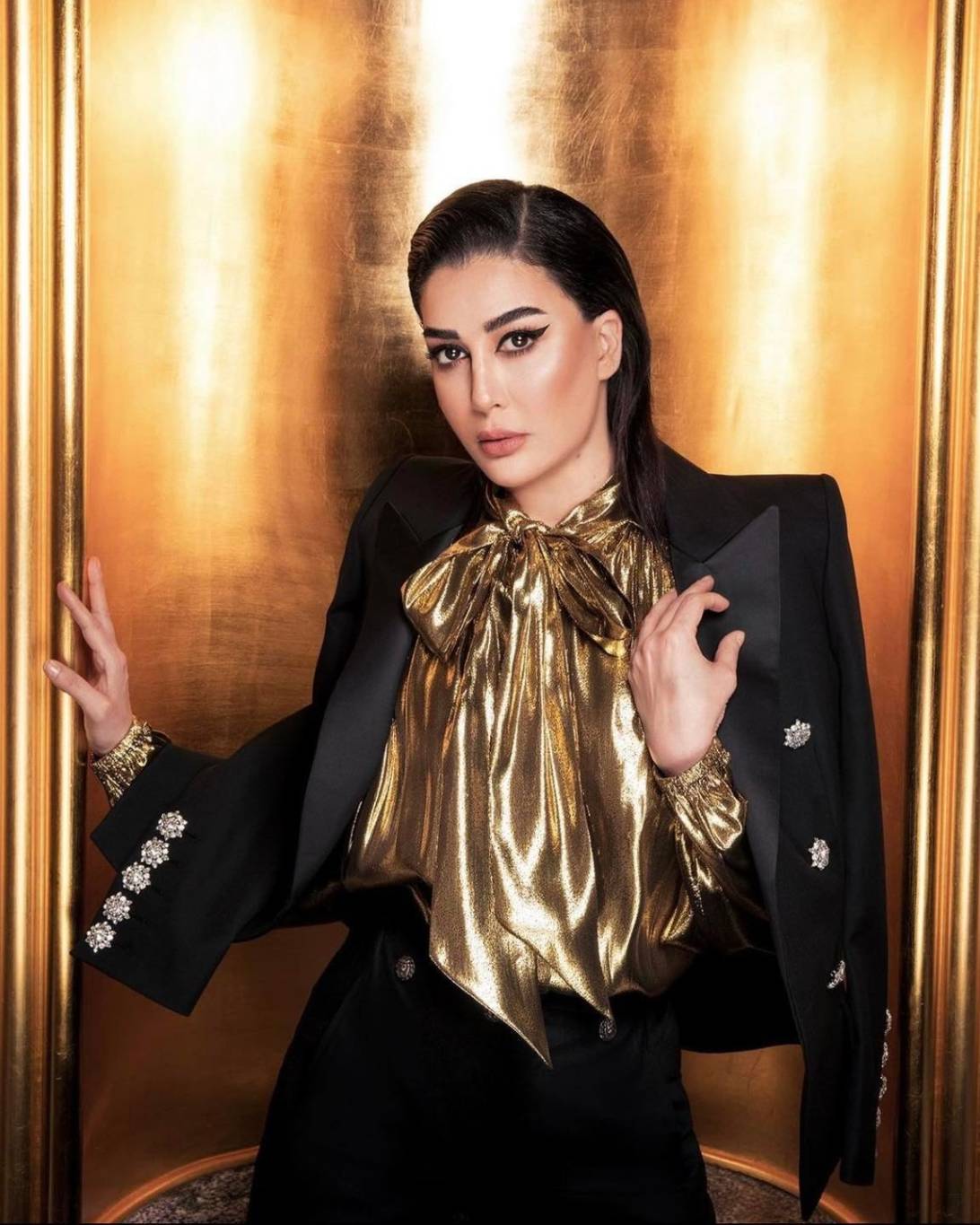 غادة عبد الرازق تحيّر الجمهور حول جديدها الفني