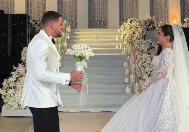 رنا رئيس وعريسها