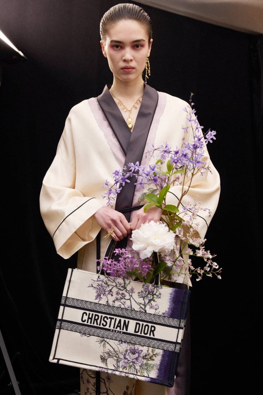 مجموعة Dior لخريف 2025.. إعادة ابتكار التقاليد