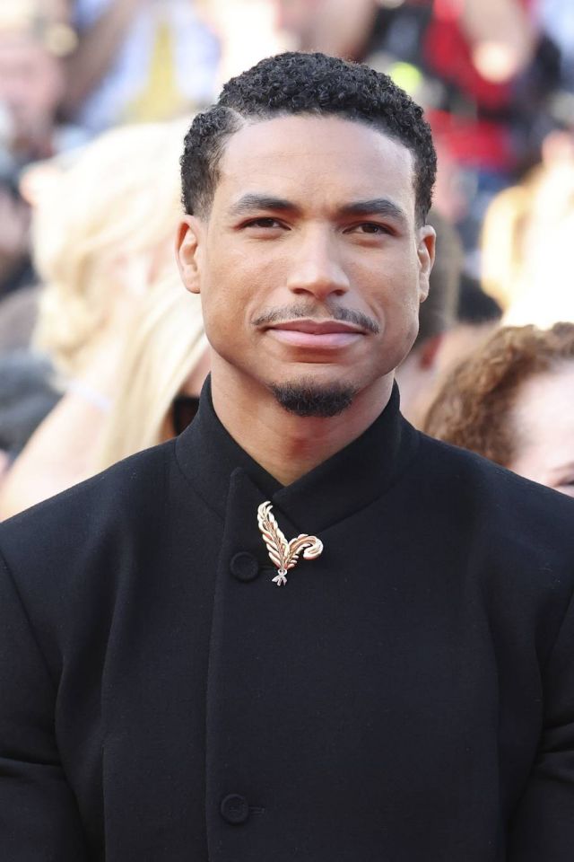 غريغ تارزان ديفيس