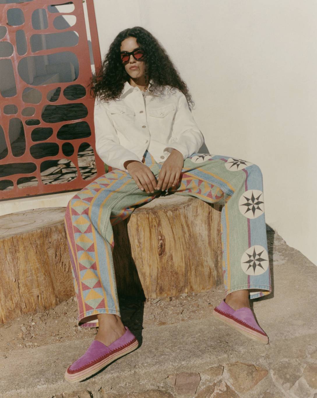 إطلاق المجموعة الكبسولة HS25LOEWE x Paula’s Ibiza