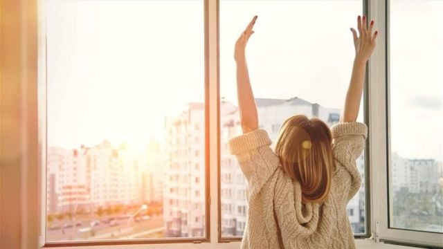 طريقة سهلة تخلّصك من الشعور بالتعب صباحاً