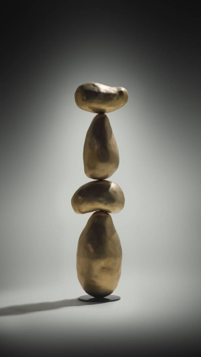 Scarlet Splendour TOTEM I 