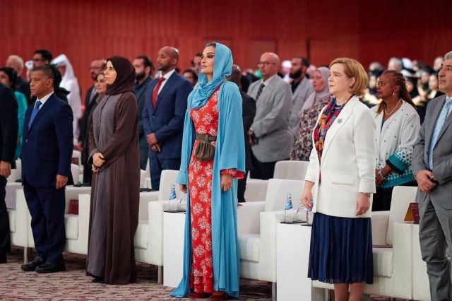 الشيخة موزا 