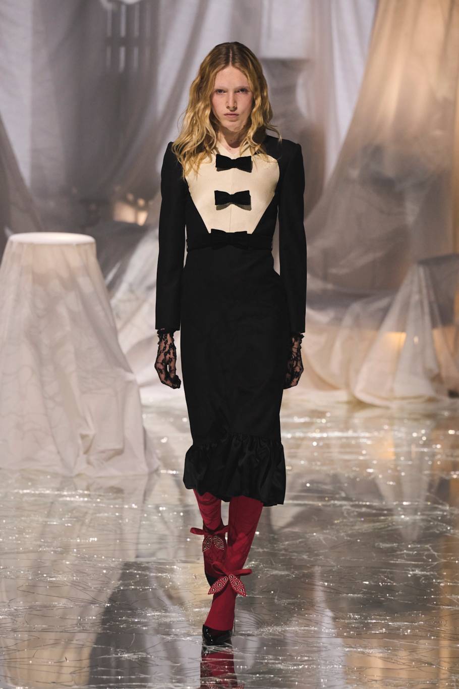 فالنتينو Valentino فالنتينو Valentino