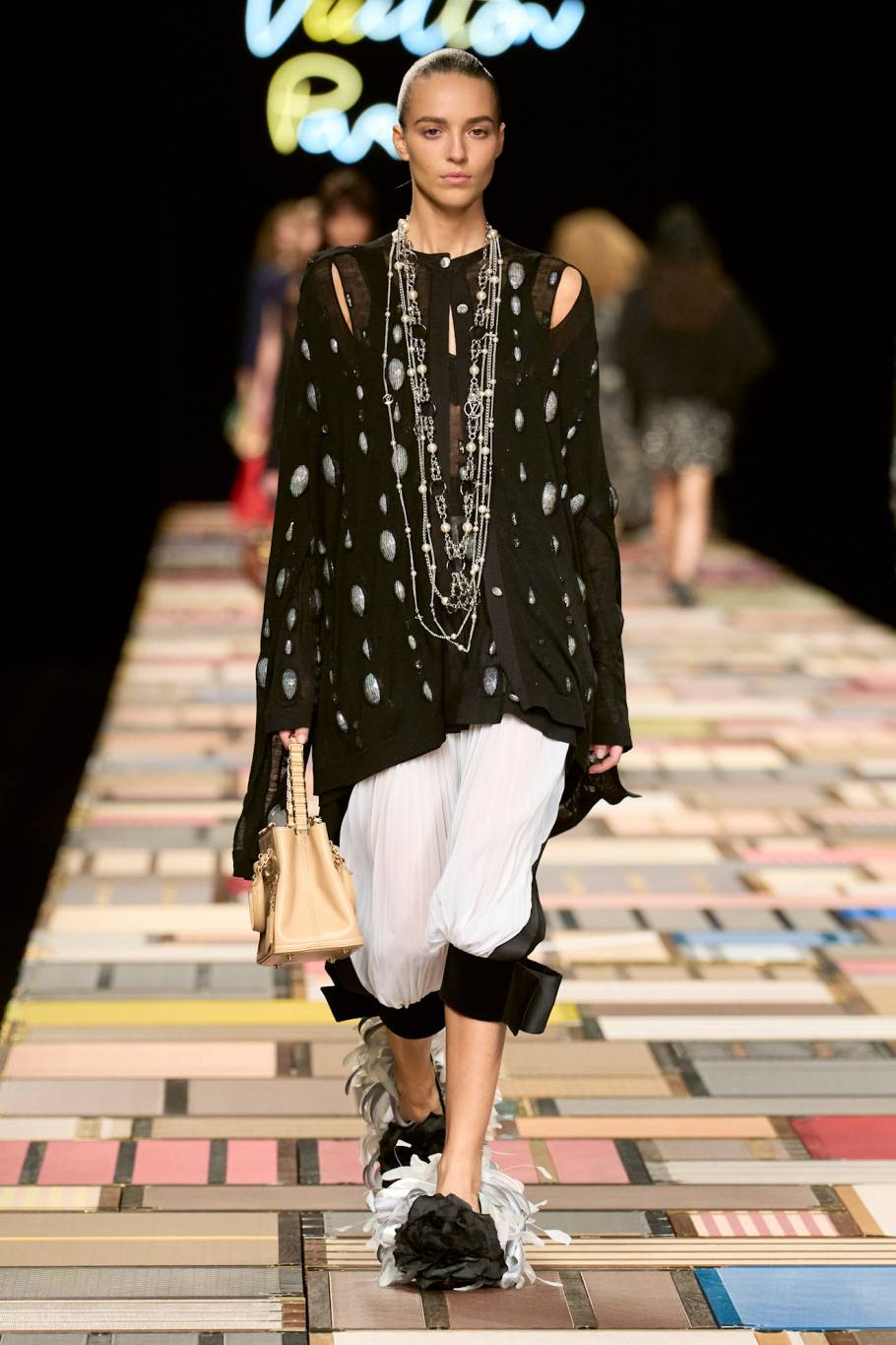 لويس فويتون LouisVuitton لويس فويتون LouisVuitton