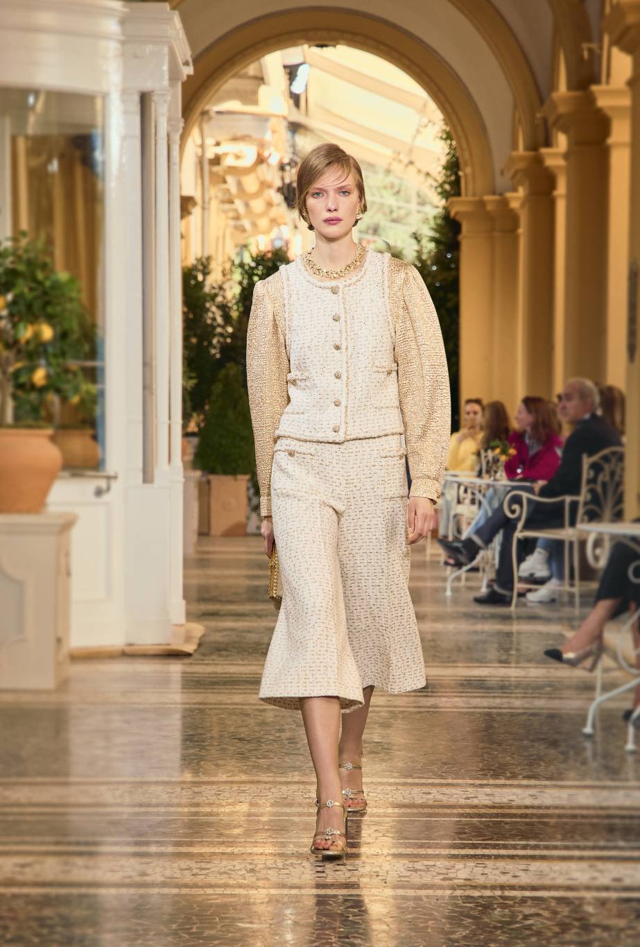 chanel cruise 2025-26 chanel cruise 2025-26