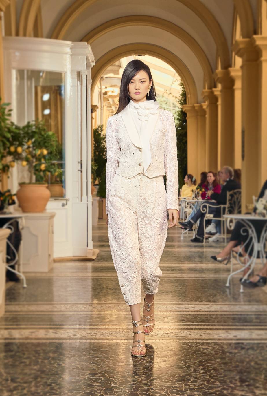 chanel cruise 2025-26 chanel cruise 2025-26