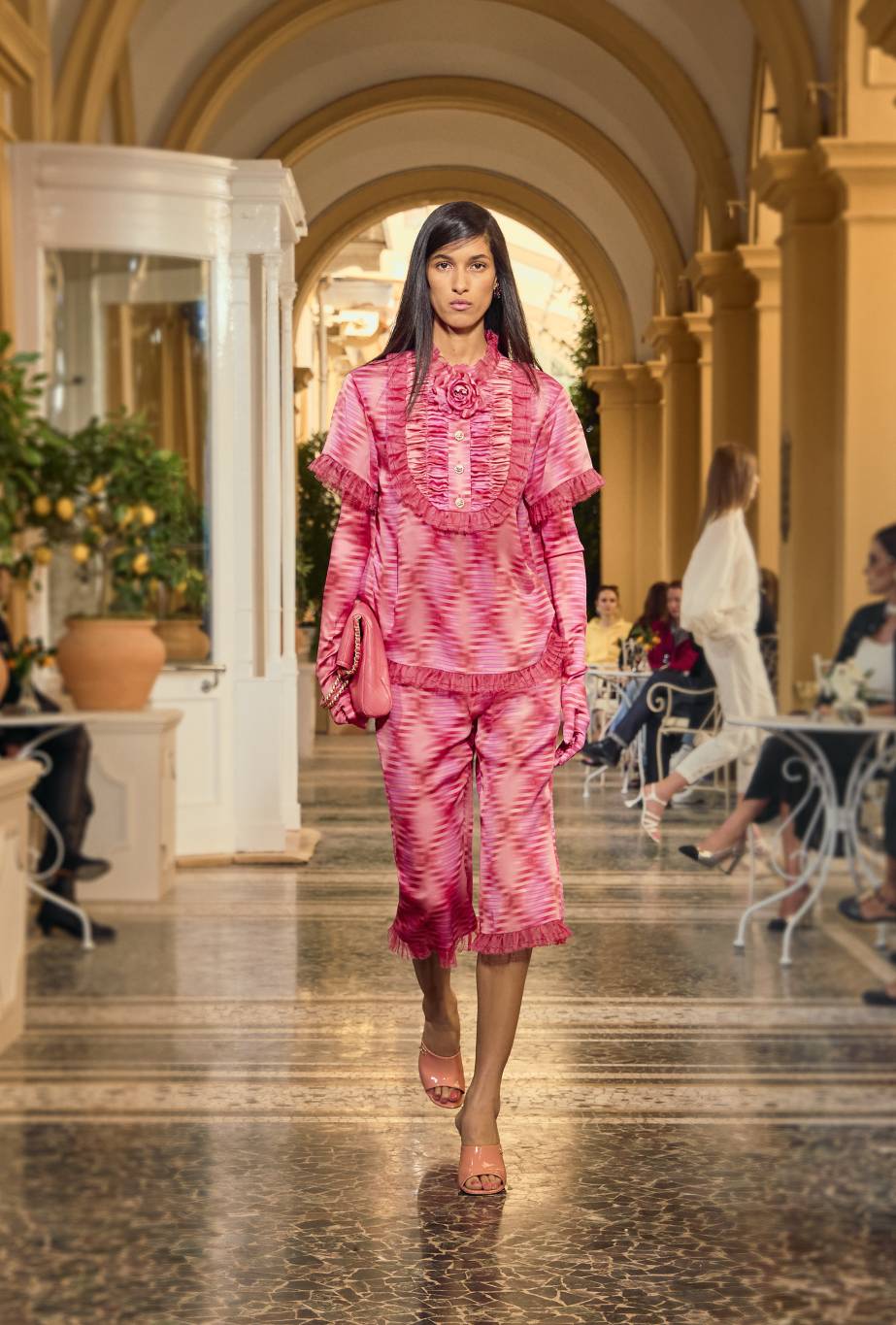 chanel cruise 2025-26 chanel cruise 2025-26