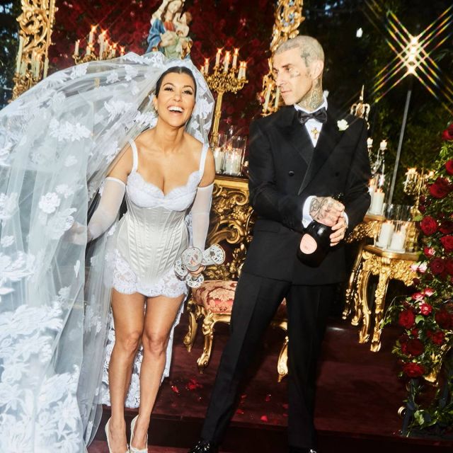 ترافيس سكوت وكورتني كرداشيان