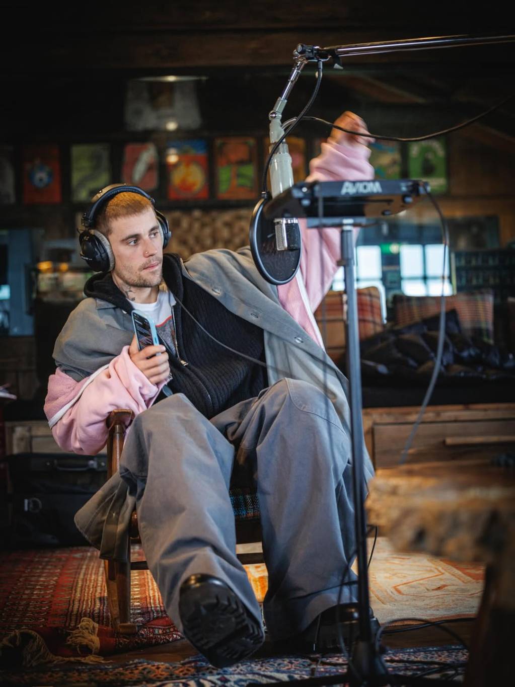 جاستين بيبر يواصل إثارة قلق محبيه باعترافاته الصعبة