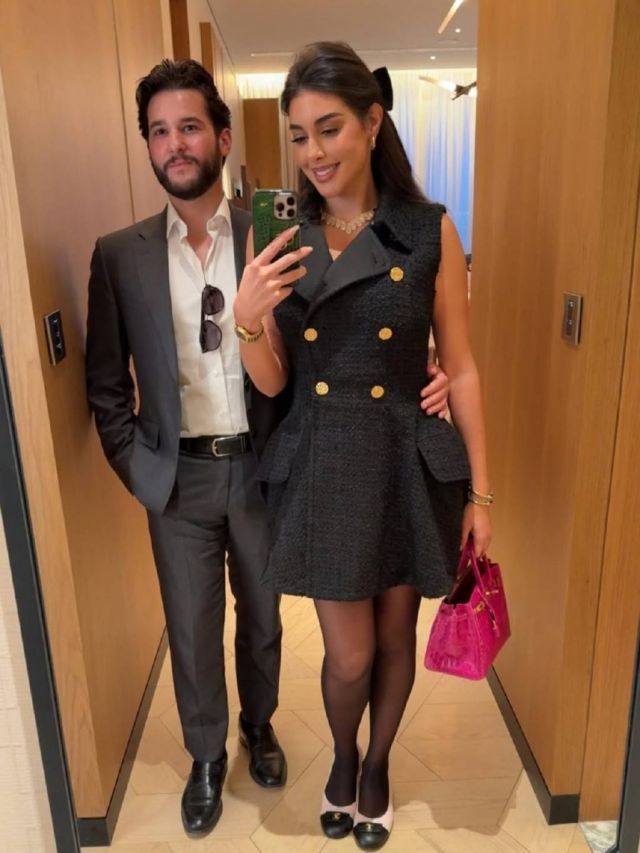 ياسمين صبري مع شقيقها