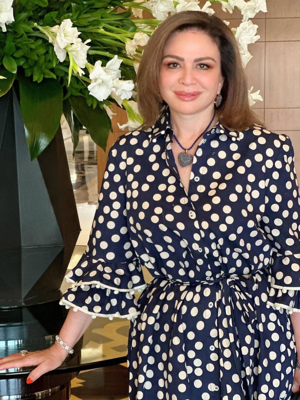 إلهام شاهين تروي تفاصيل أصعب رحلاتها (فيديو)