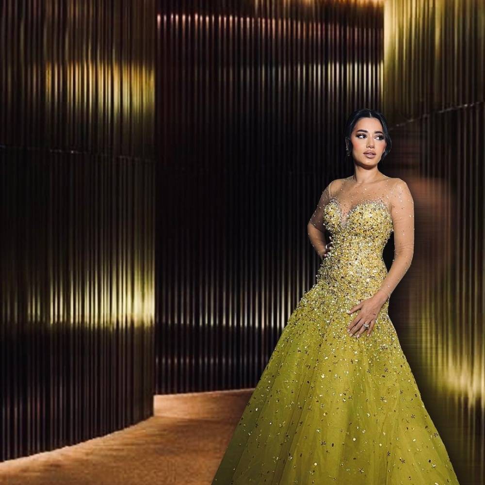 رحمة رياض تلهو مع ابنتها بأوضح صور لها