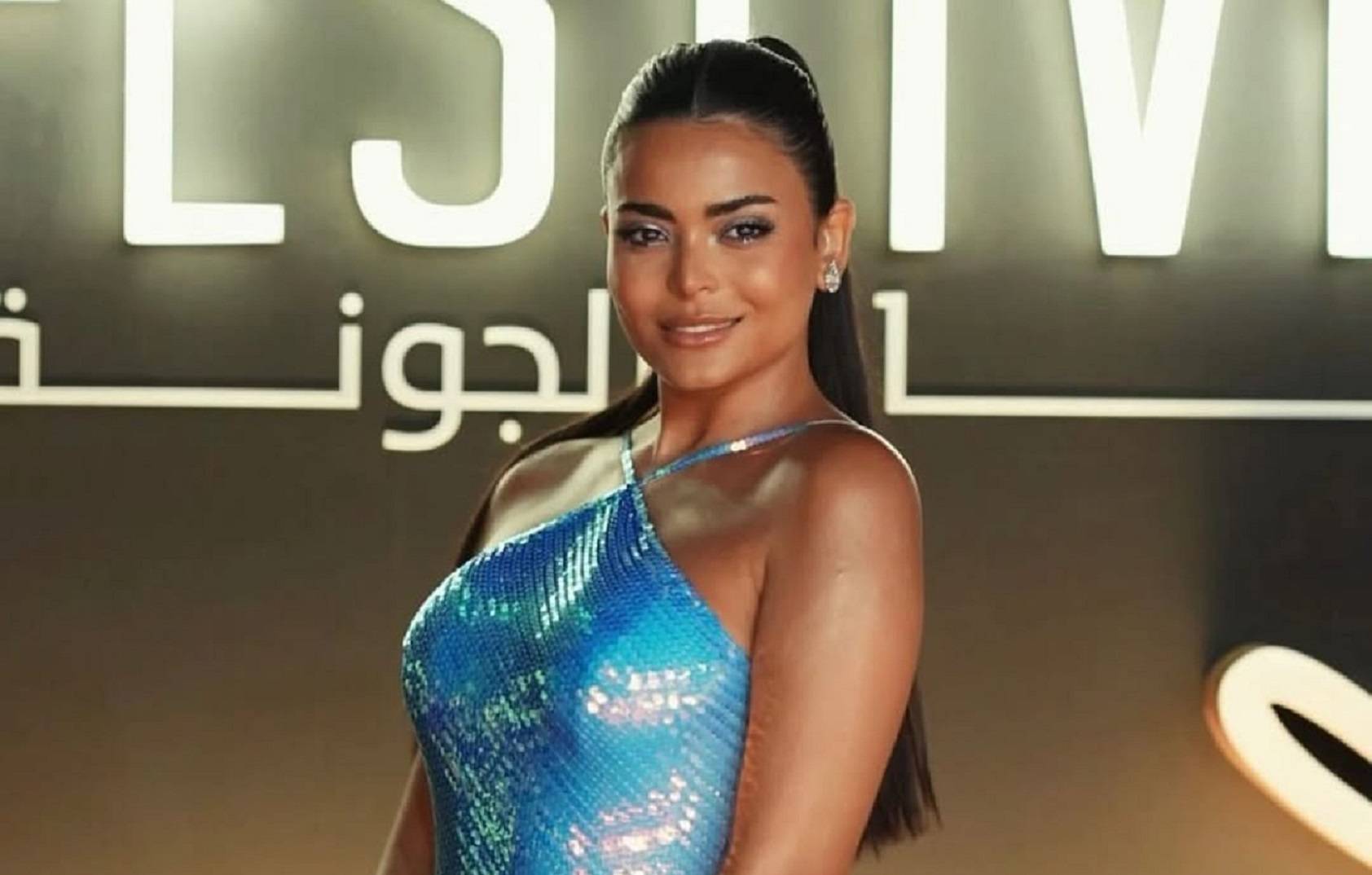 أسماء جلال أسماء جلال