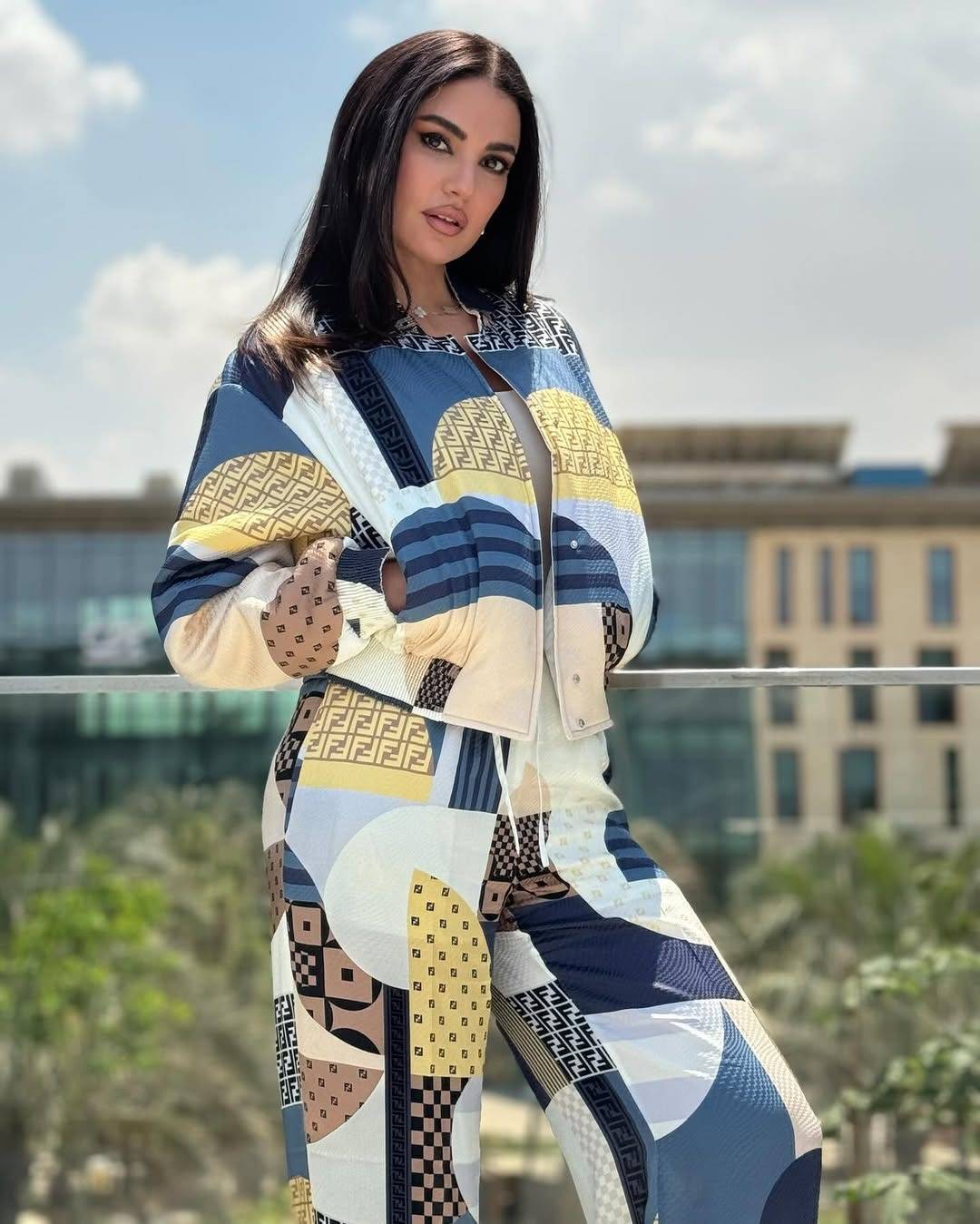 درة تشارك للمرة الأولى في مهرجان روتردام كمخرجة