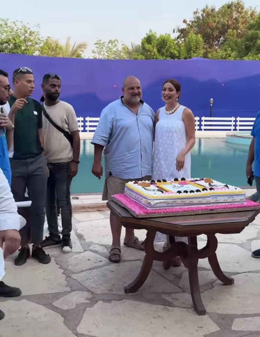 خالد الصاوي ونسرين طافش خلال الاحتفال ببدء التصوير