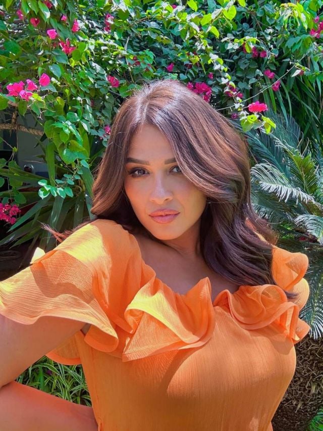 شقيق ياسمين عبد العزيز يثير الجدل بتعليق عنها