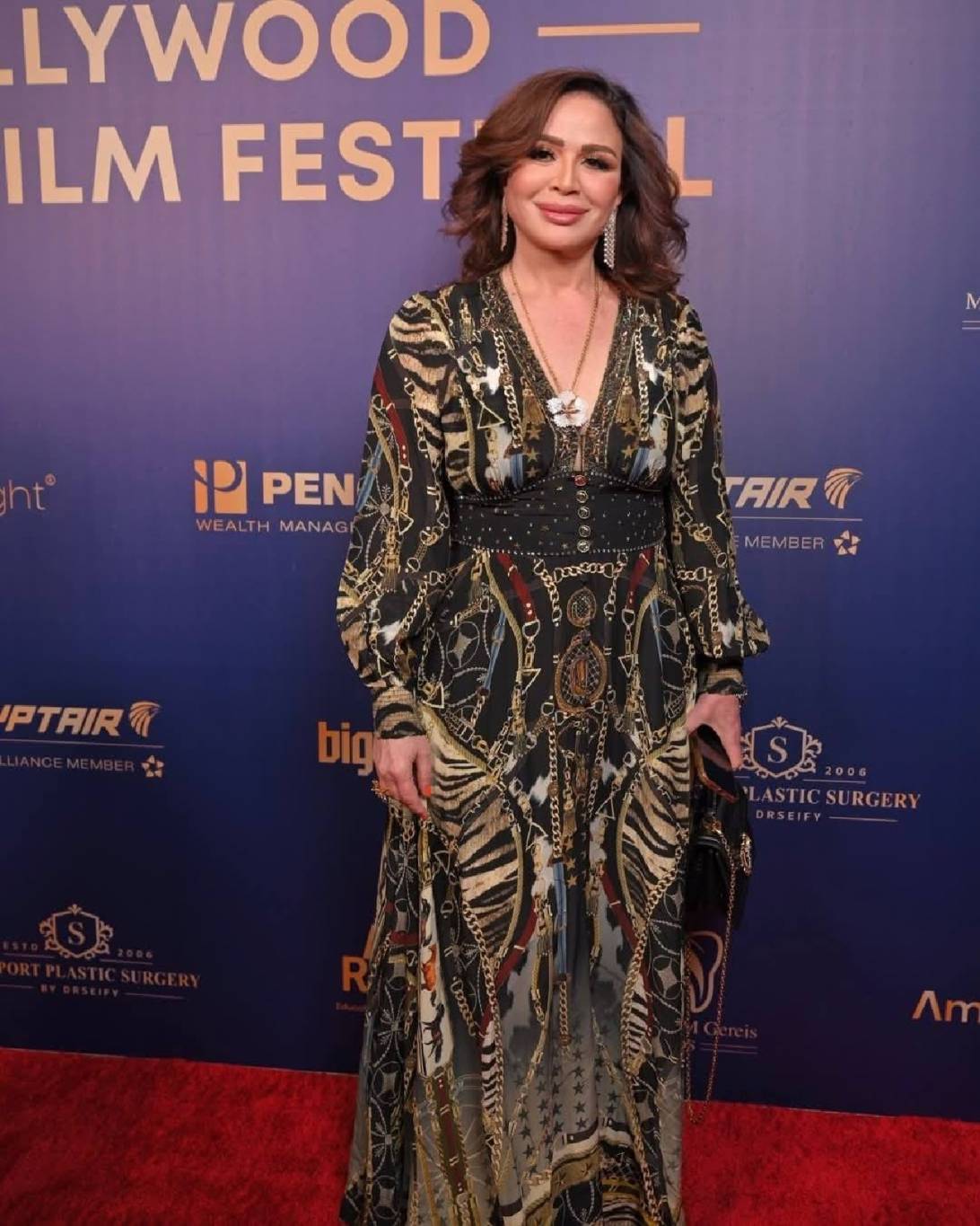 إلهام شاهين توجه رسالة لتامر حسني وأبطال 