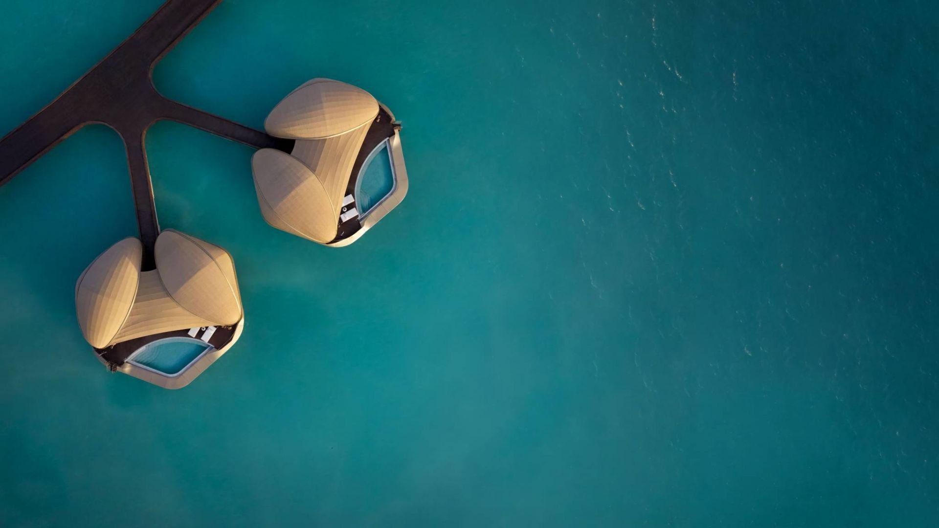 A Ritz Carlton Reserve, Nujuma A Ritz Carlton Reserve, Nujuma