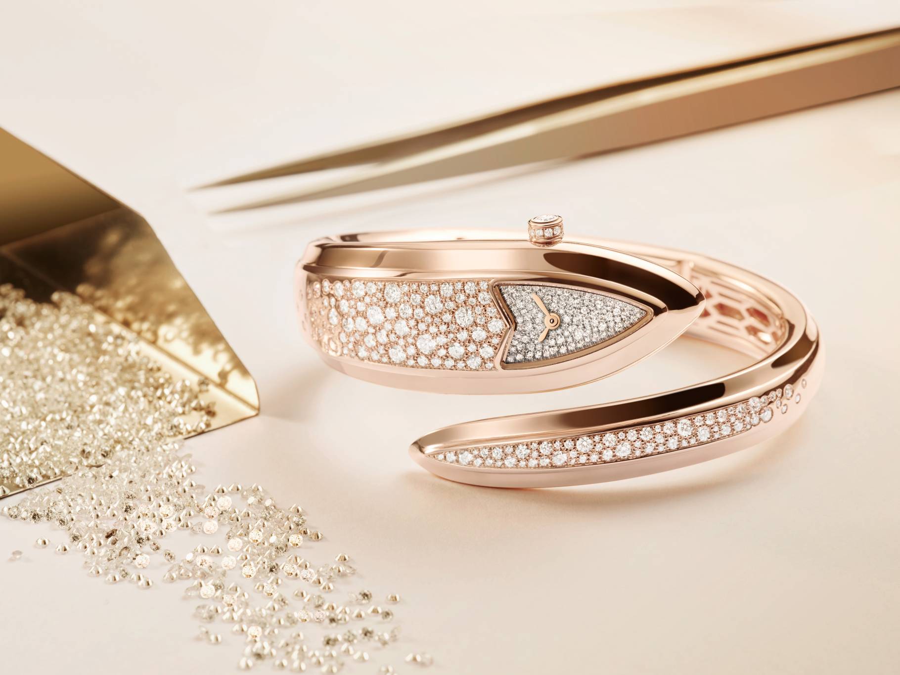 ساعة Serpenti Aeterna من Bvlgari ساعة Serpenti Aeterna من Bvlgari