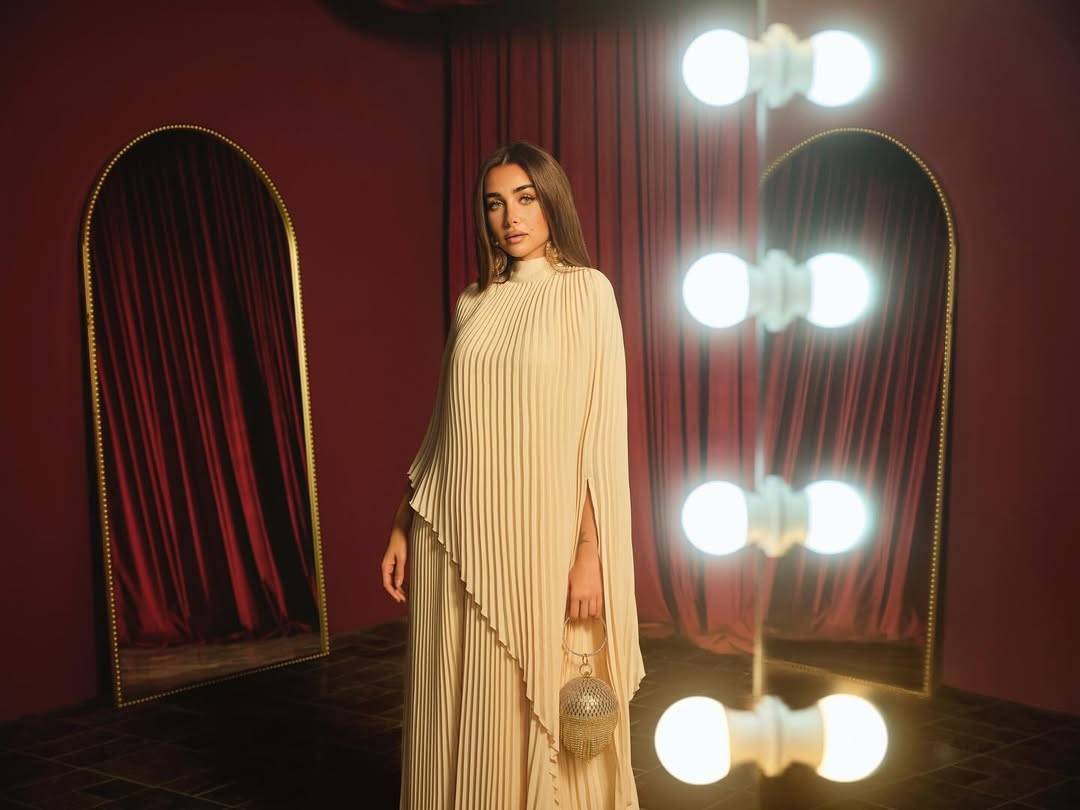 هنا الزاهد تعبّر بعفوية عن حبّها لتامر حسني