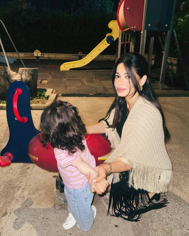 رحمة رياض وابنتها عالية