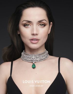 حملة Louis Vuitton الإعلانية لمجموعة مجوهرات "فيرتوسيتي" المذهلة