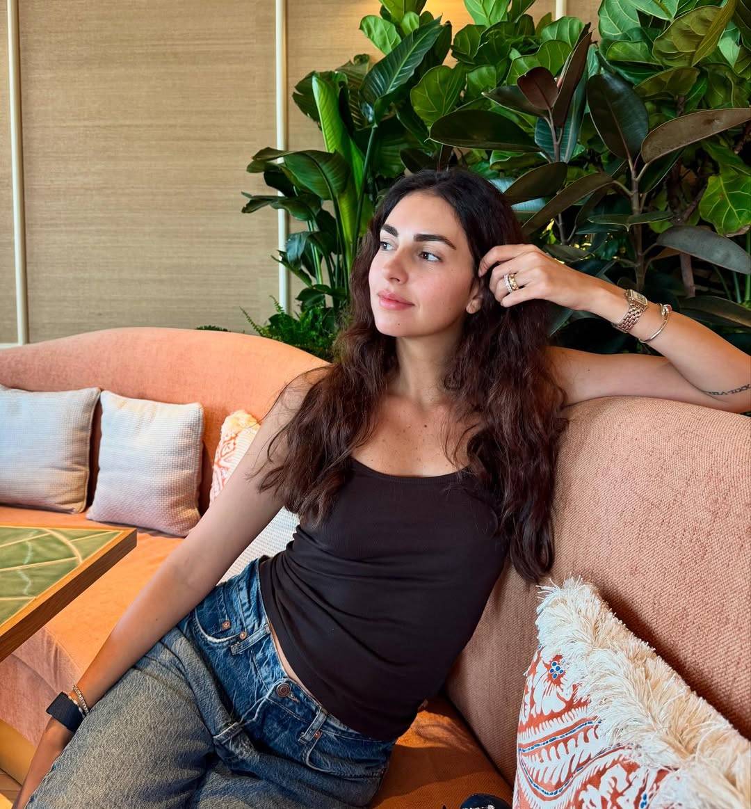 ابن فاليري أبو شقرا كبُر... ويلفت الأنظار بوسامته