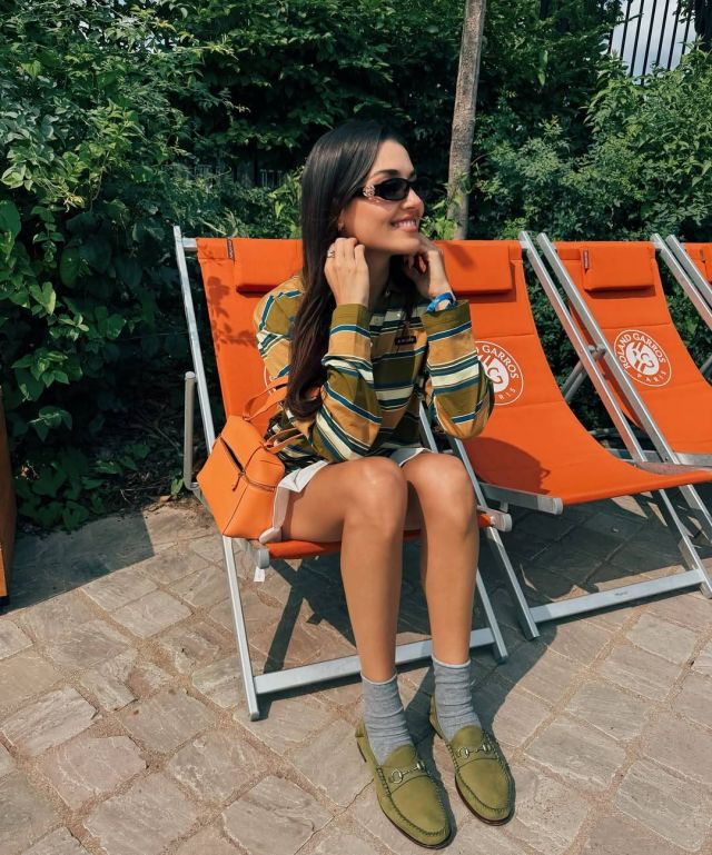 إطلالة هاندا أرتشيل بأسلوب رياضي في فرنسا