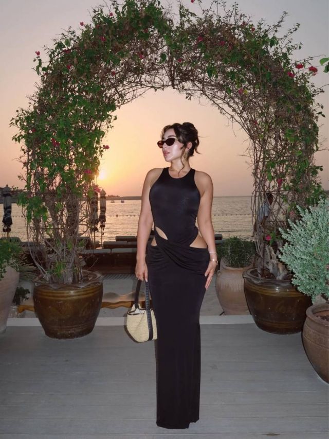 هيا مرعشلي بفستان جريء باللون الأسود 