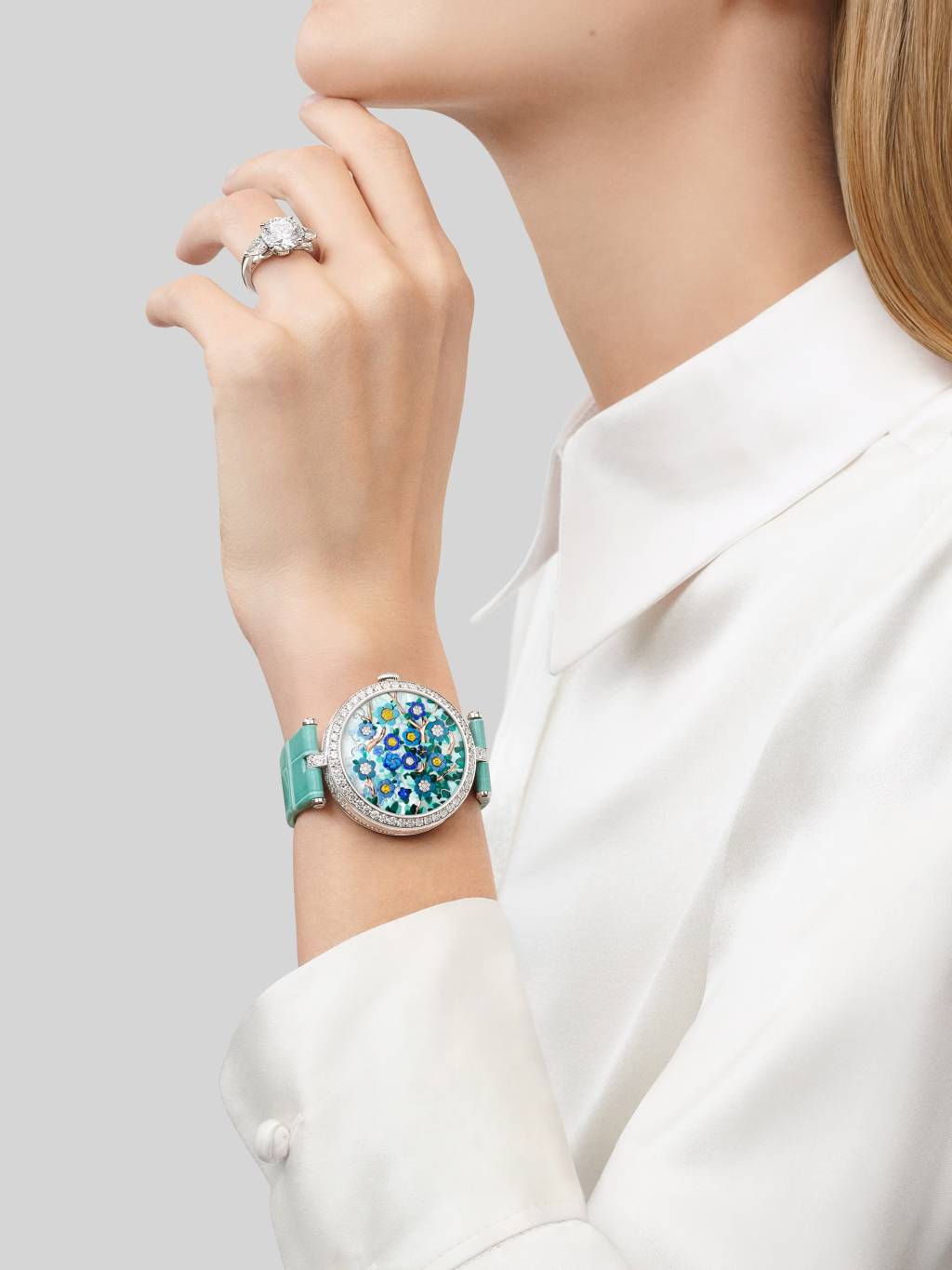ساعة Lady Arpels Heures Florales من Van Cleef & Arpels 
