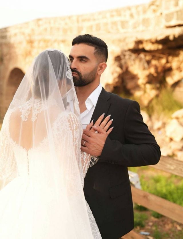 إيهاب خليل وعروسه