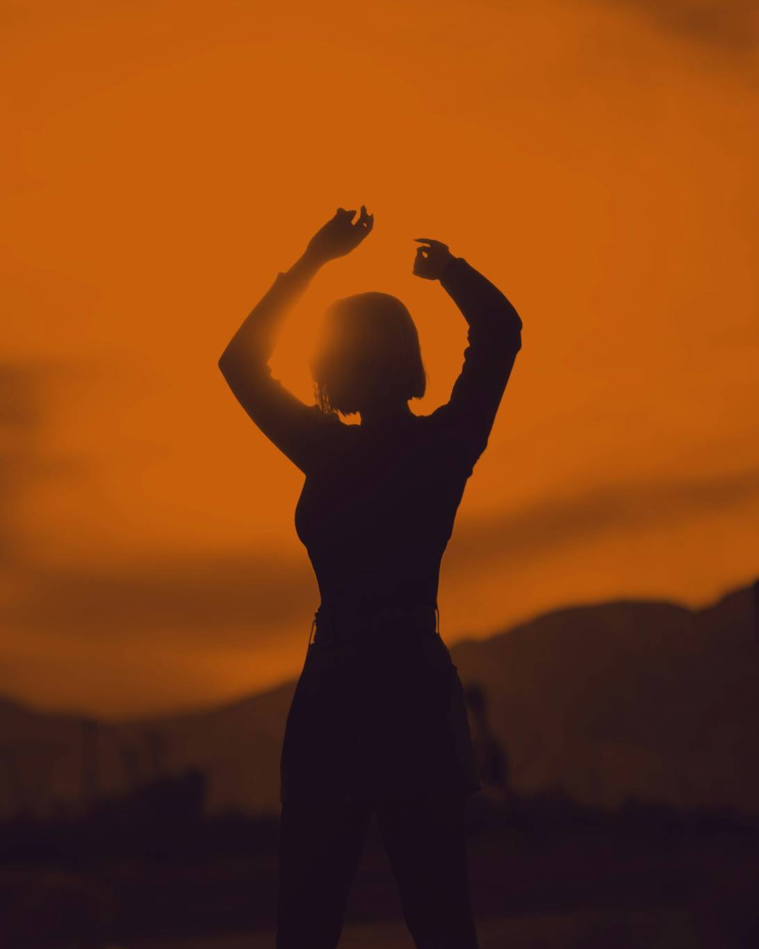 فنانة مغربية تًحدث ضجة بتصريحاتها الجريئة عن تعاطي المخدرات (فيديو)