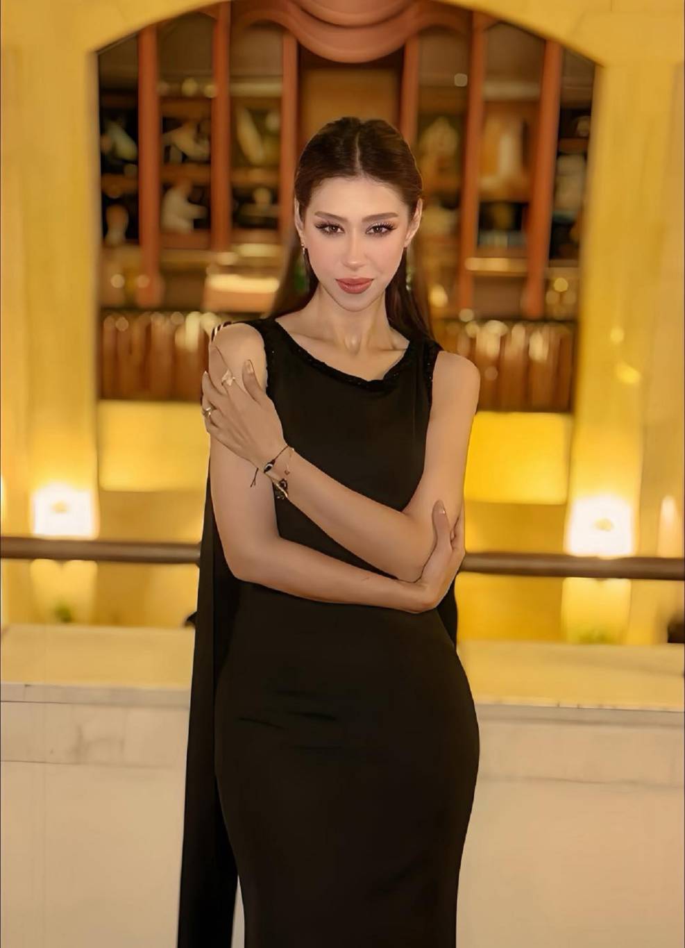 إيناس عز الدين تتعرض لنزيف وإغماء وتكشف السبب