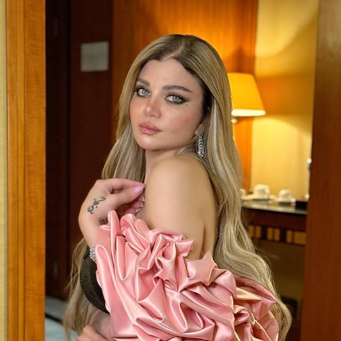 ياسمين الخطيب