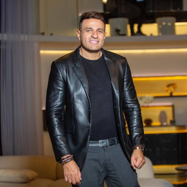 محمد نور يكشف حقيقة انفصال نادر حمدي عن 