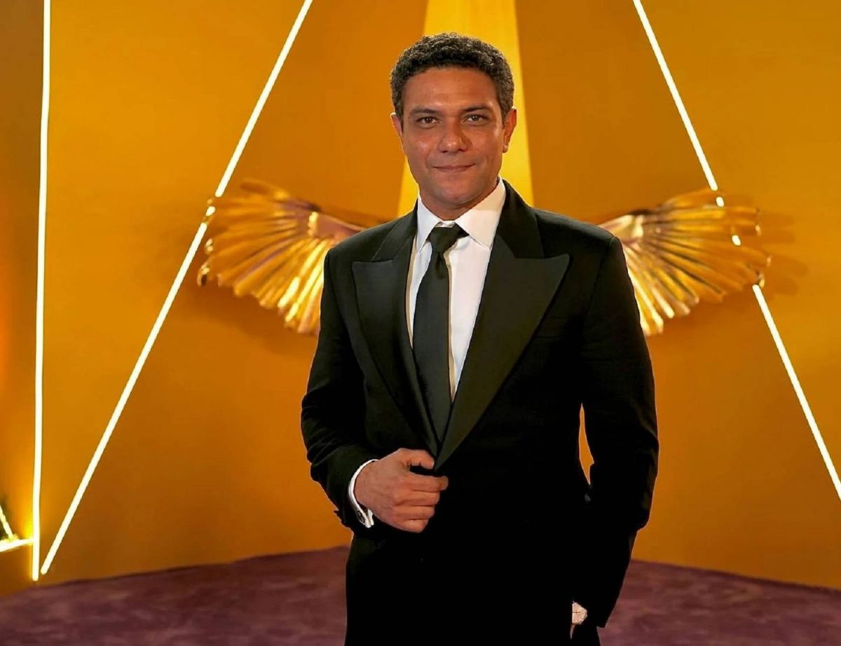 آسر ياسين يكشف موقفاً طريفاً مع حماته