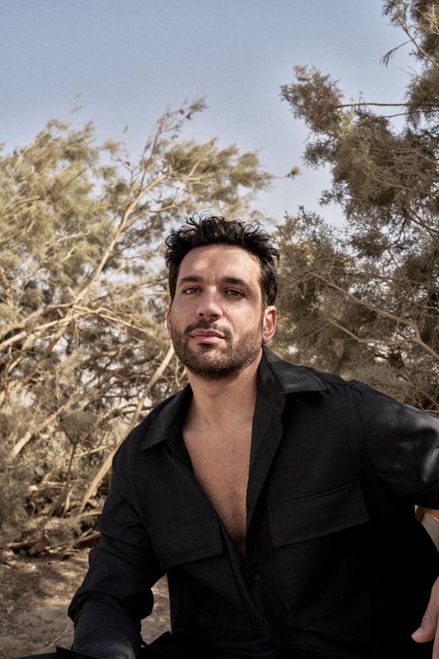 حسن الرداد يحيي الذكرى الـ22 لوفاة شقيقه برسالة مؤثرة