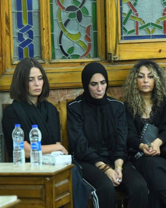 إيمان العاصي تواسي سارة وفيق