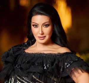 سمية الخشاب: لو كنت متزوجة من أحمد سعد سأرفض ارتداءه الحلق (فيديو)